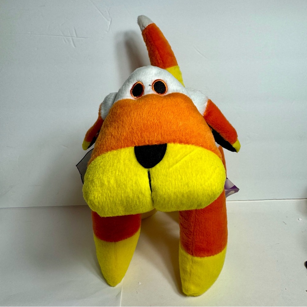 Sugarloaf Puppy Dog Plush Candy Corn Colors Orange Yellow WhiteWith Tags.
